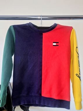 Tommy Hilfiger Colorblock Crewneck Sweater – Red/Green/Yellow/Navy